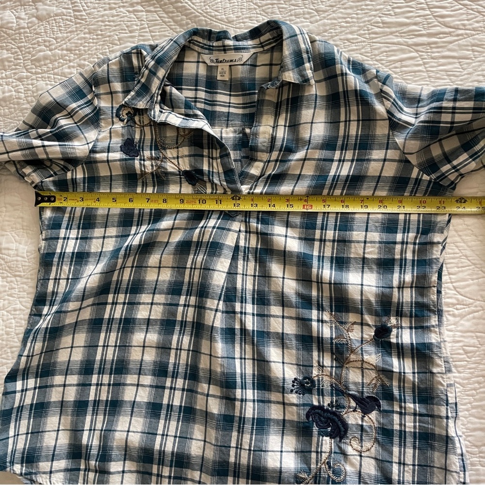 Tantrums Pullover Collared Plaid Embroidered Flan… - image 5